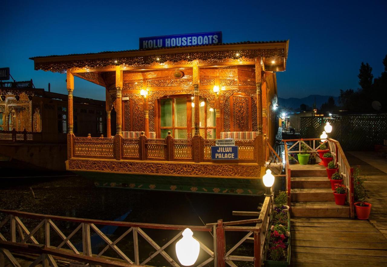 Kolu Group Of Houseboats Hotell Srīnagar Eksteriør bilde